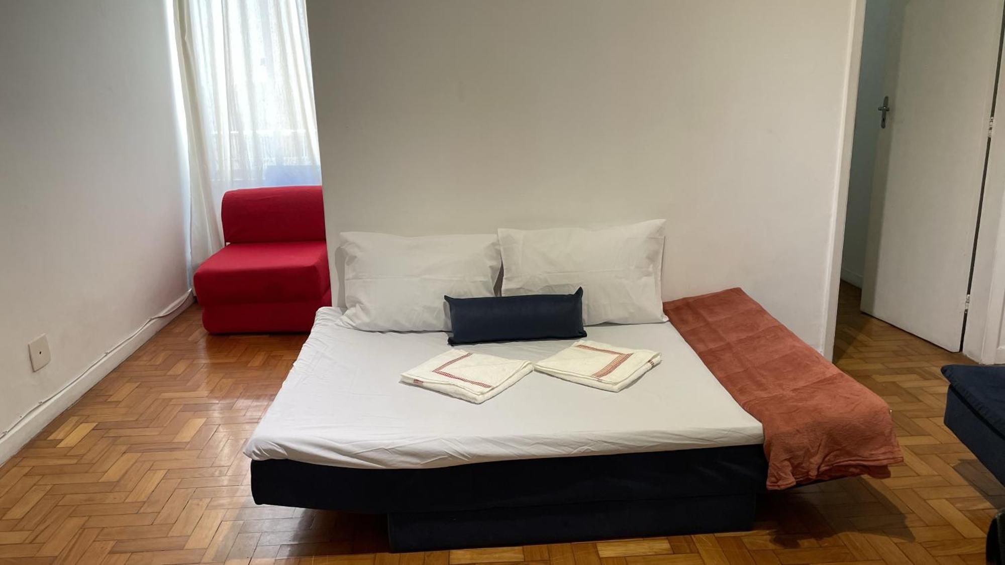 1 Block From Copacabana Beach, Whole Apt, Posto 4 里约热内卢 外观 照片